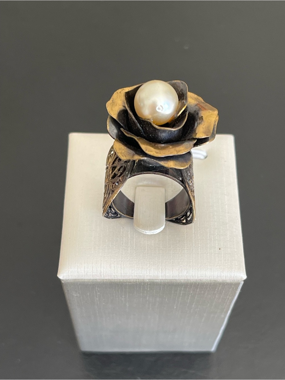 Vintage faux Pearl rose flower Statement Ring